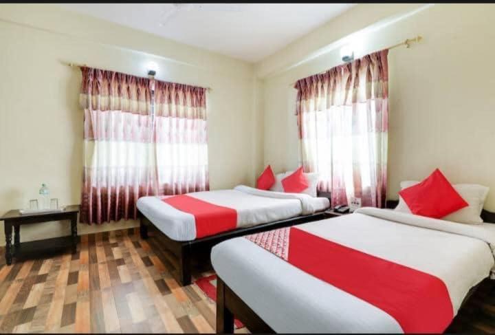 Hotel The Lake Pokhara Eksteriør bilde